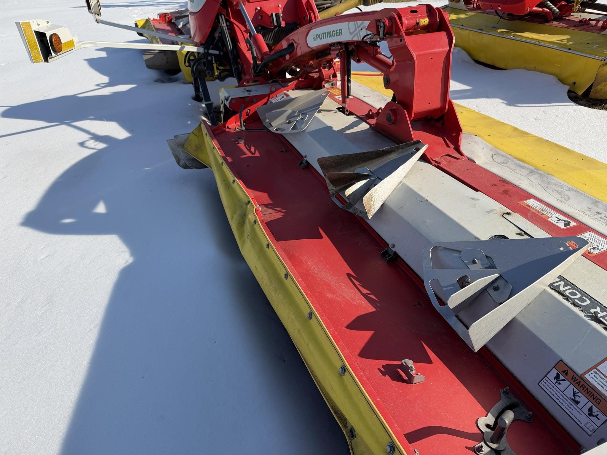 2023 Pottinger Novacat V10000 RC Equipment Image0