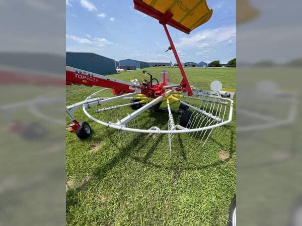 Image of Pottinger Top 692A equipment image 4