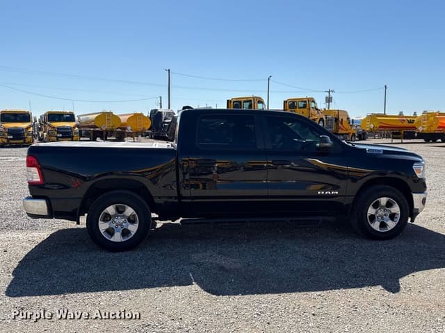 Image of Dodge Ram 1500 equipment image 3