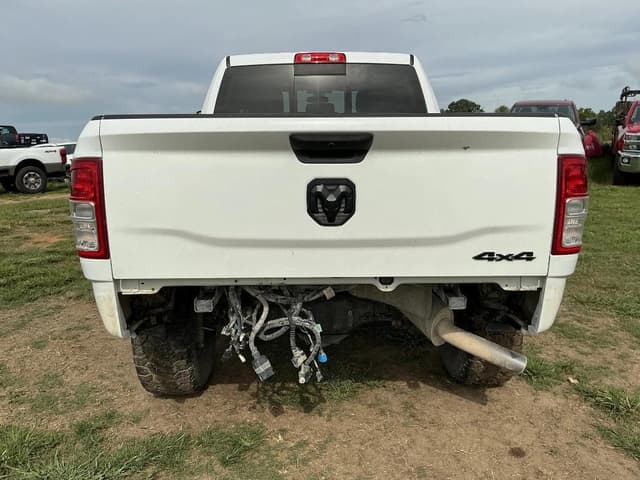 Image of Dodge Ram 2500 equipment image 3