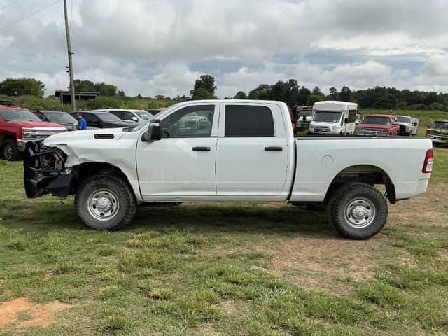 Image of Dodge Ram 2500 equipment image 1