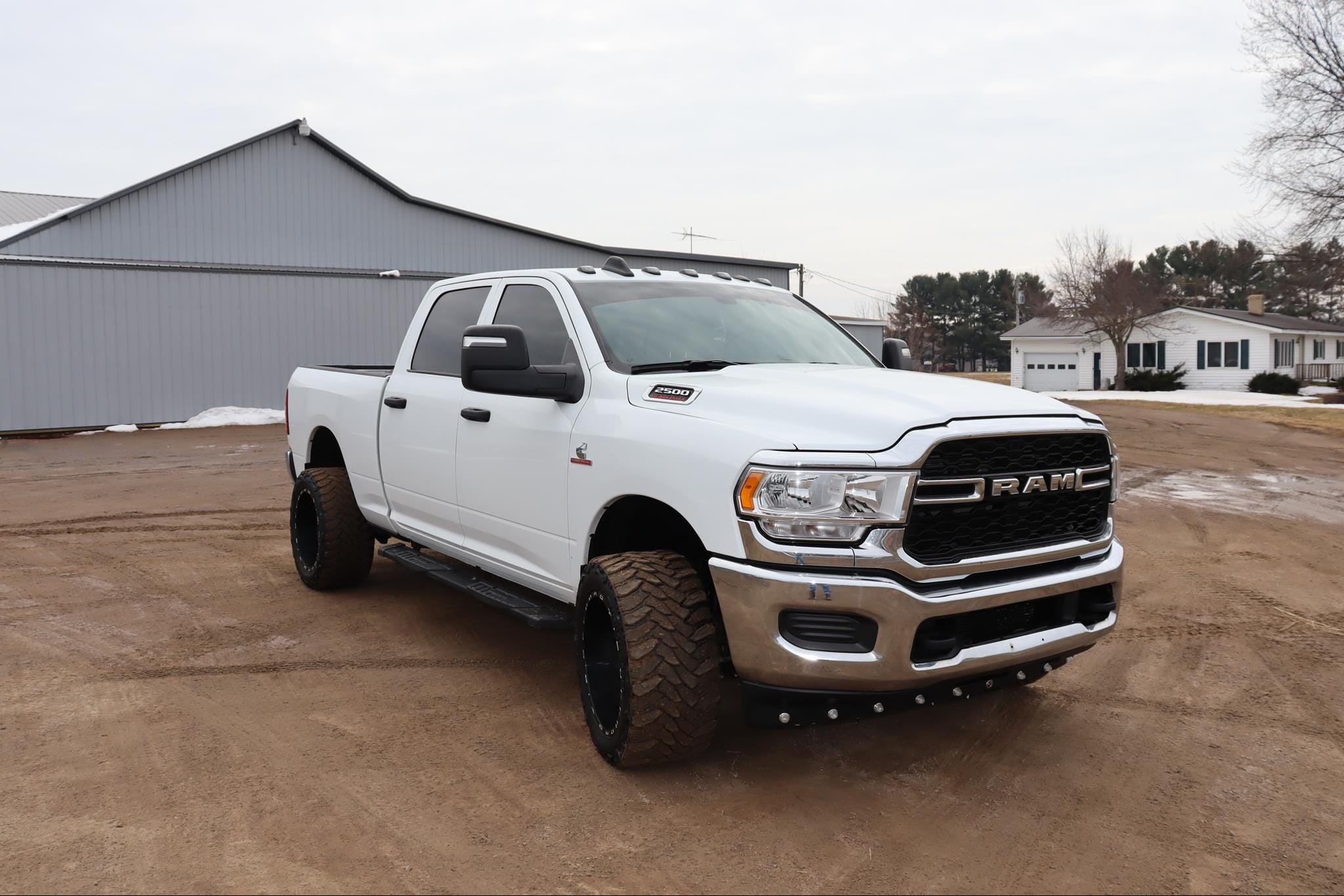2023 Dodge Ram 2500HD Equipment Image0