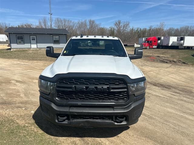 Image of Dodge Ram 3500 equipment image 3