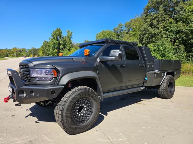 Image of Dodge Ram 5500 equipment image 2