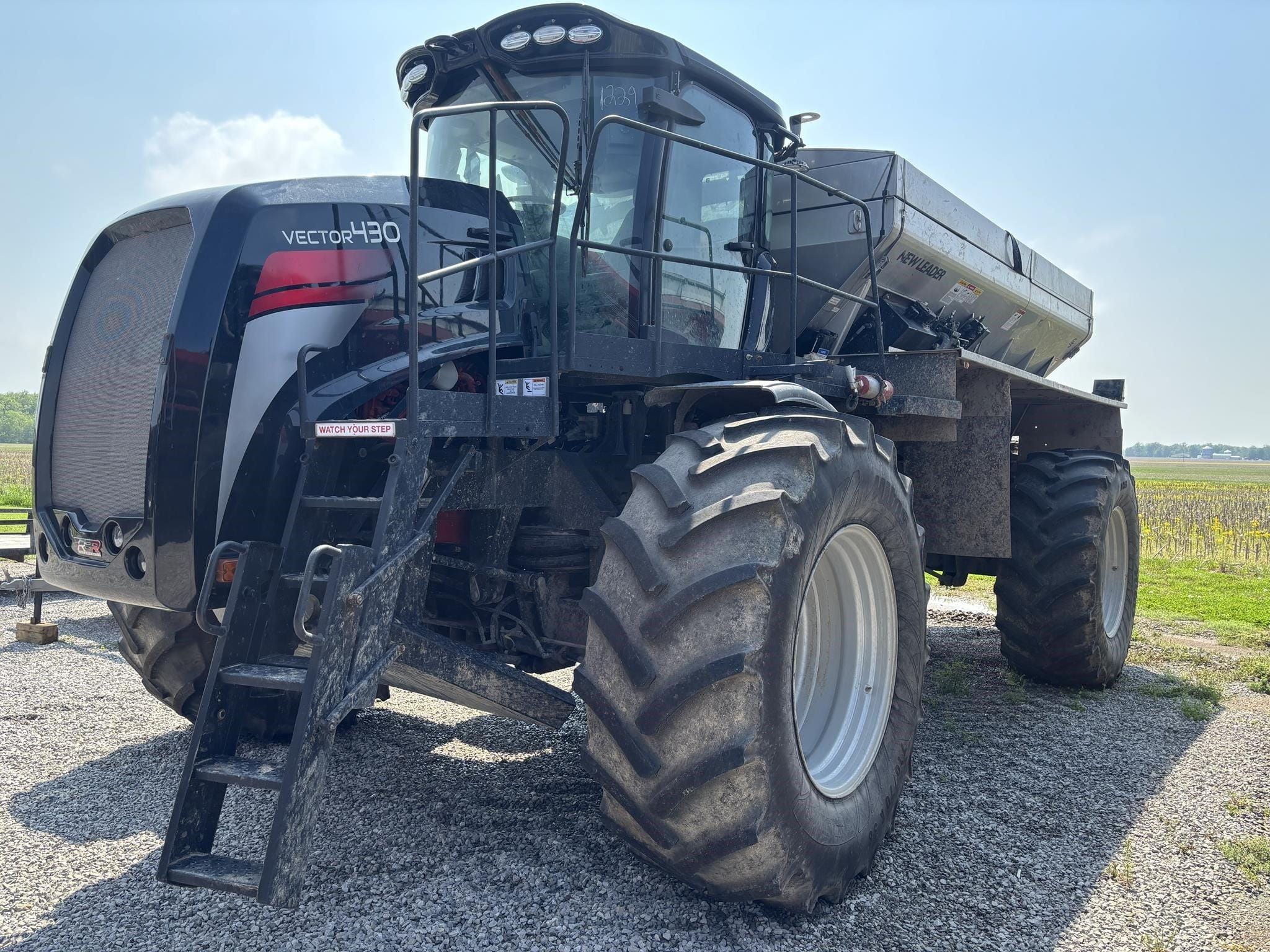 2023 RBR Enterprise Vector 430 Equipment Image0