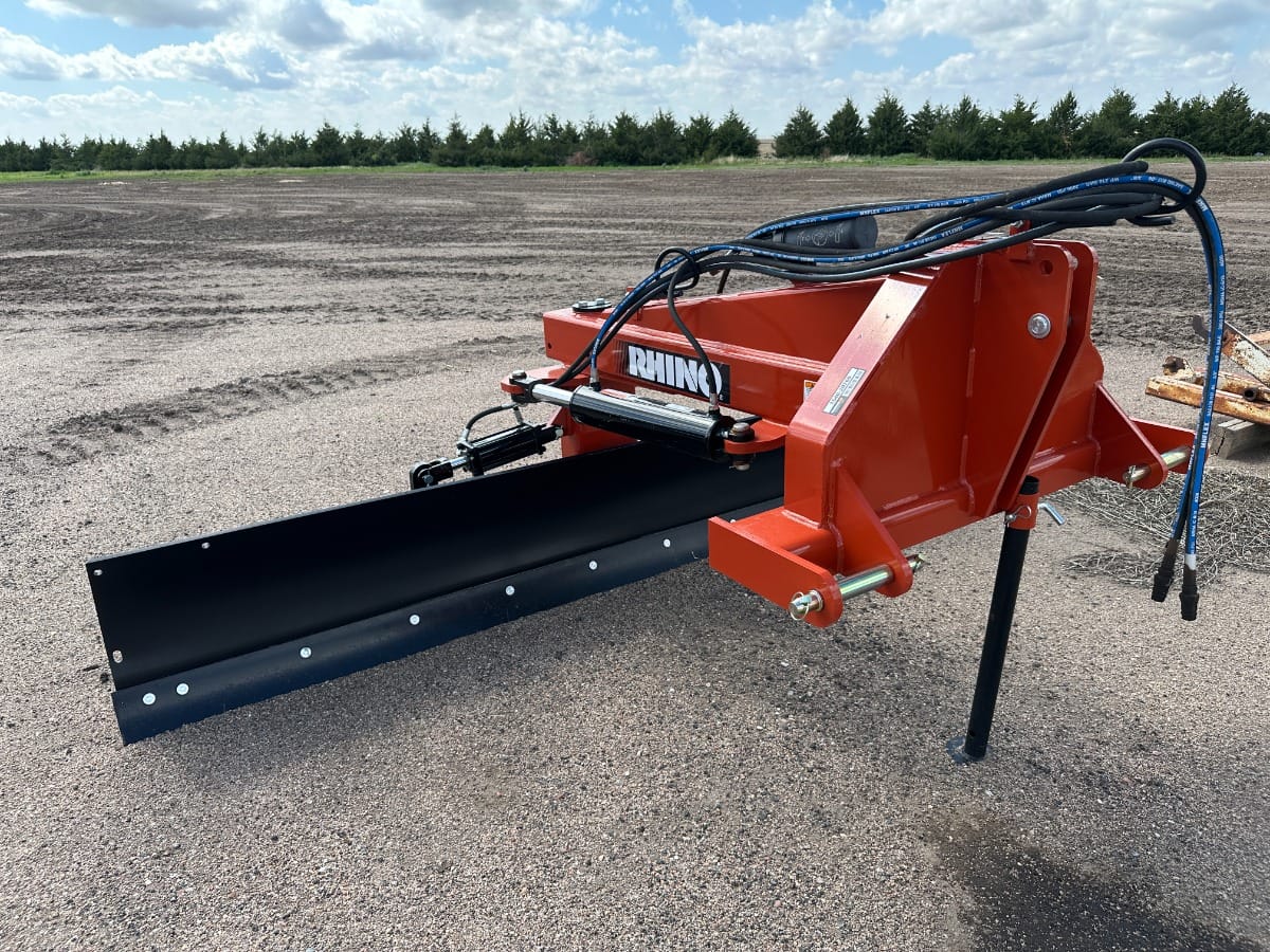 2023 Rhino 1540 Equipment Image0