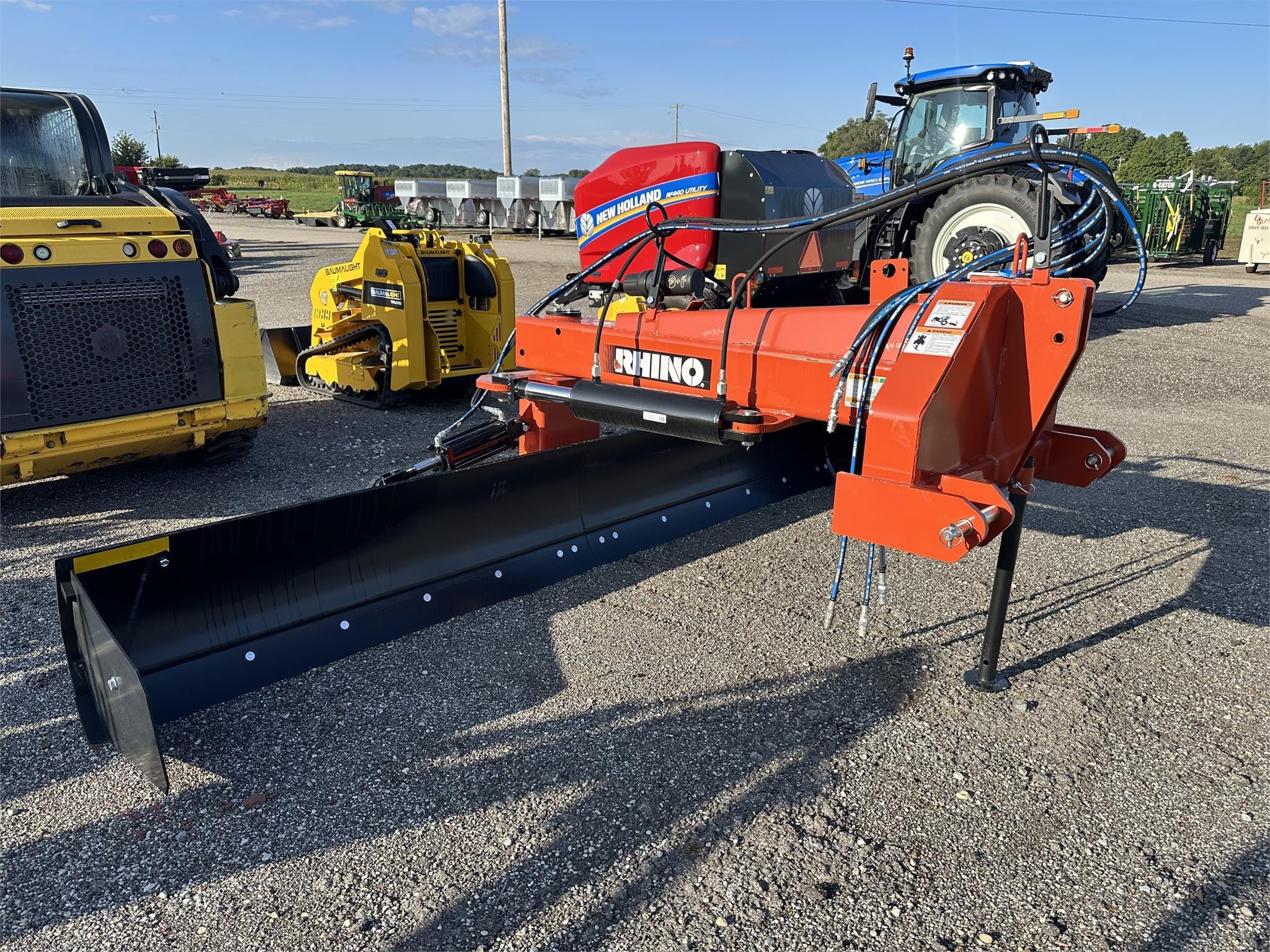 2023 Rhino 2500 Equipment Image0