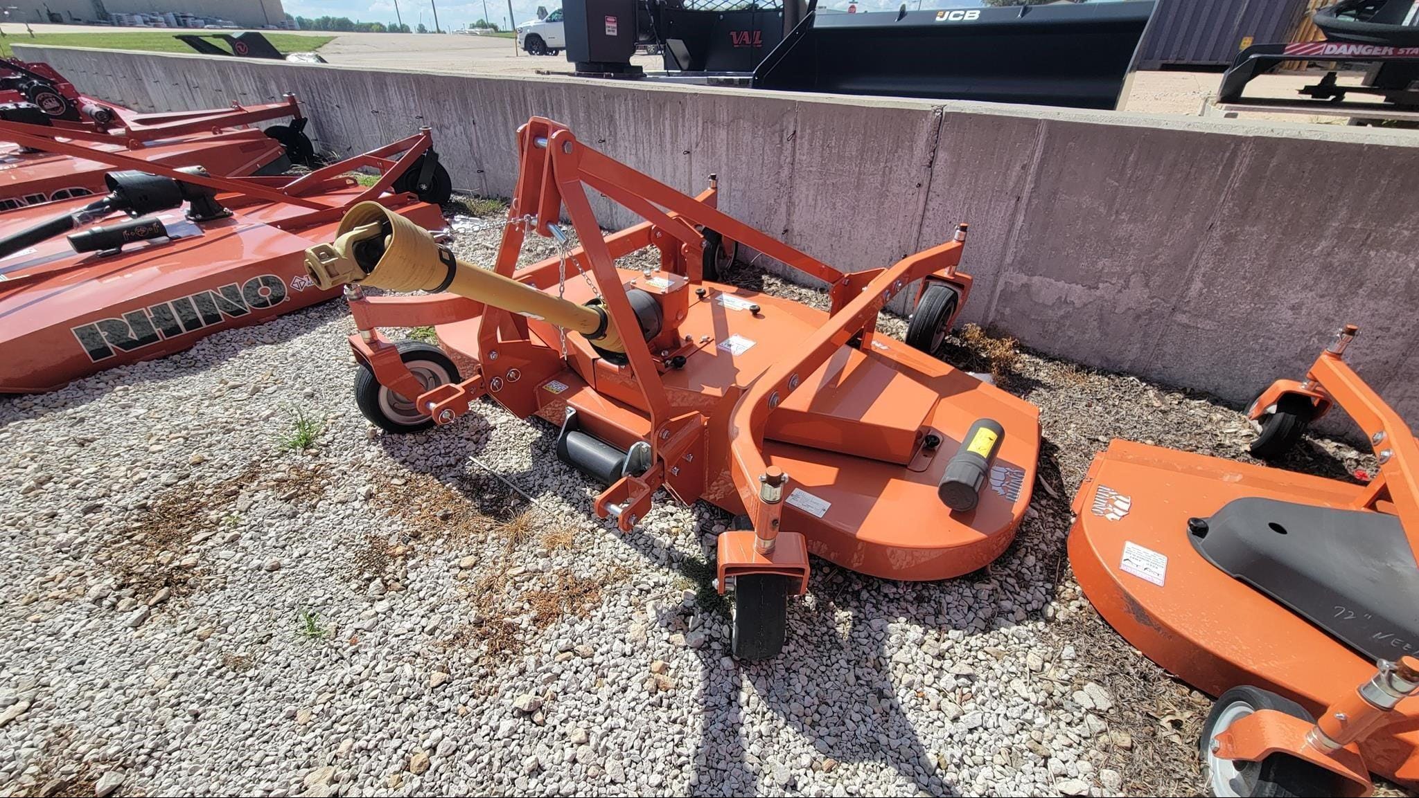 2023 Rhino FA713 Equipment Image0