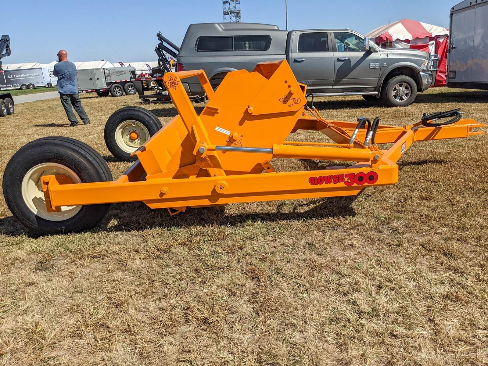 2024 Rowse 300 Equipment Image0