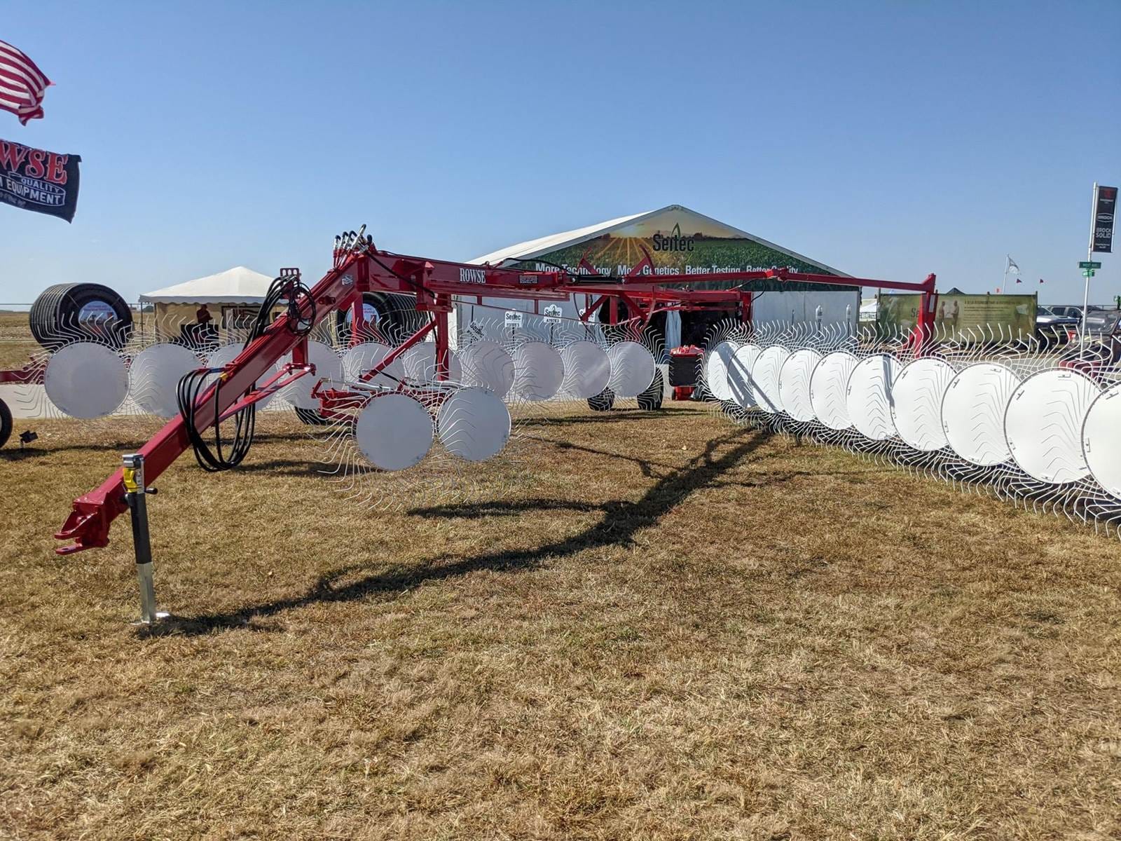 2024 Rowse Ultimate 20 Equipment Image0