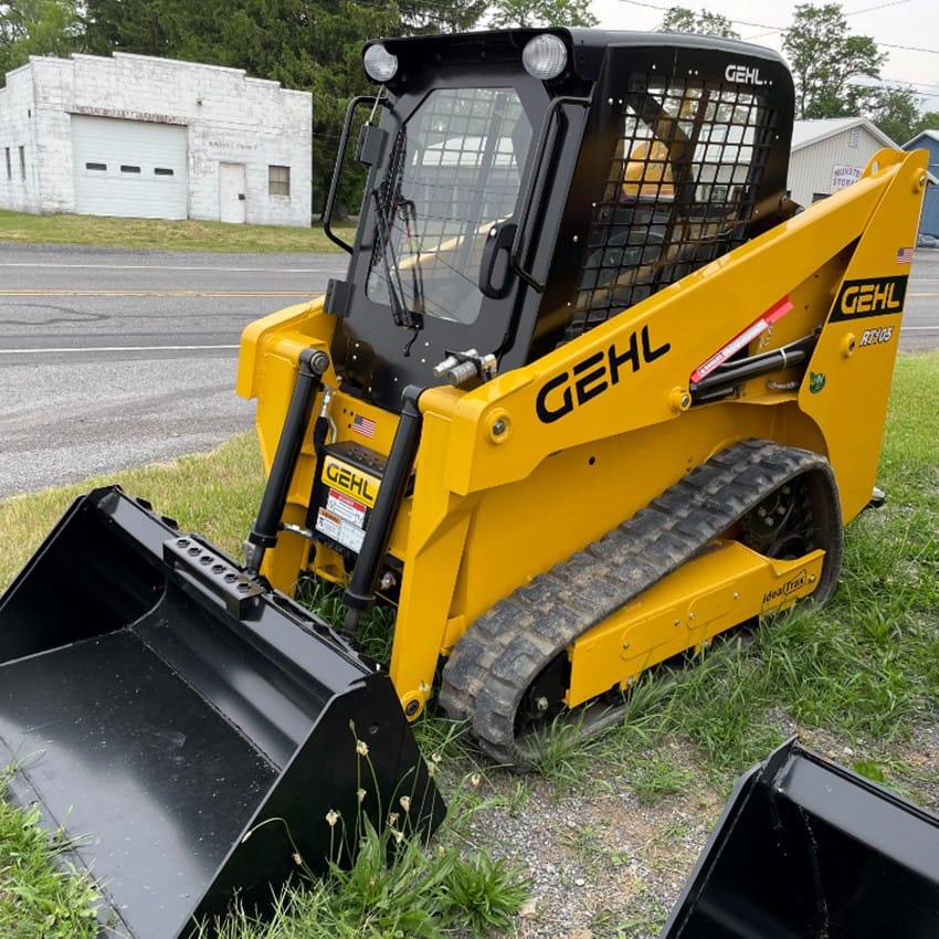 Gehl RT105 Equipment Image0