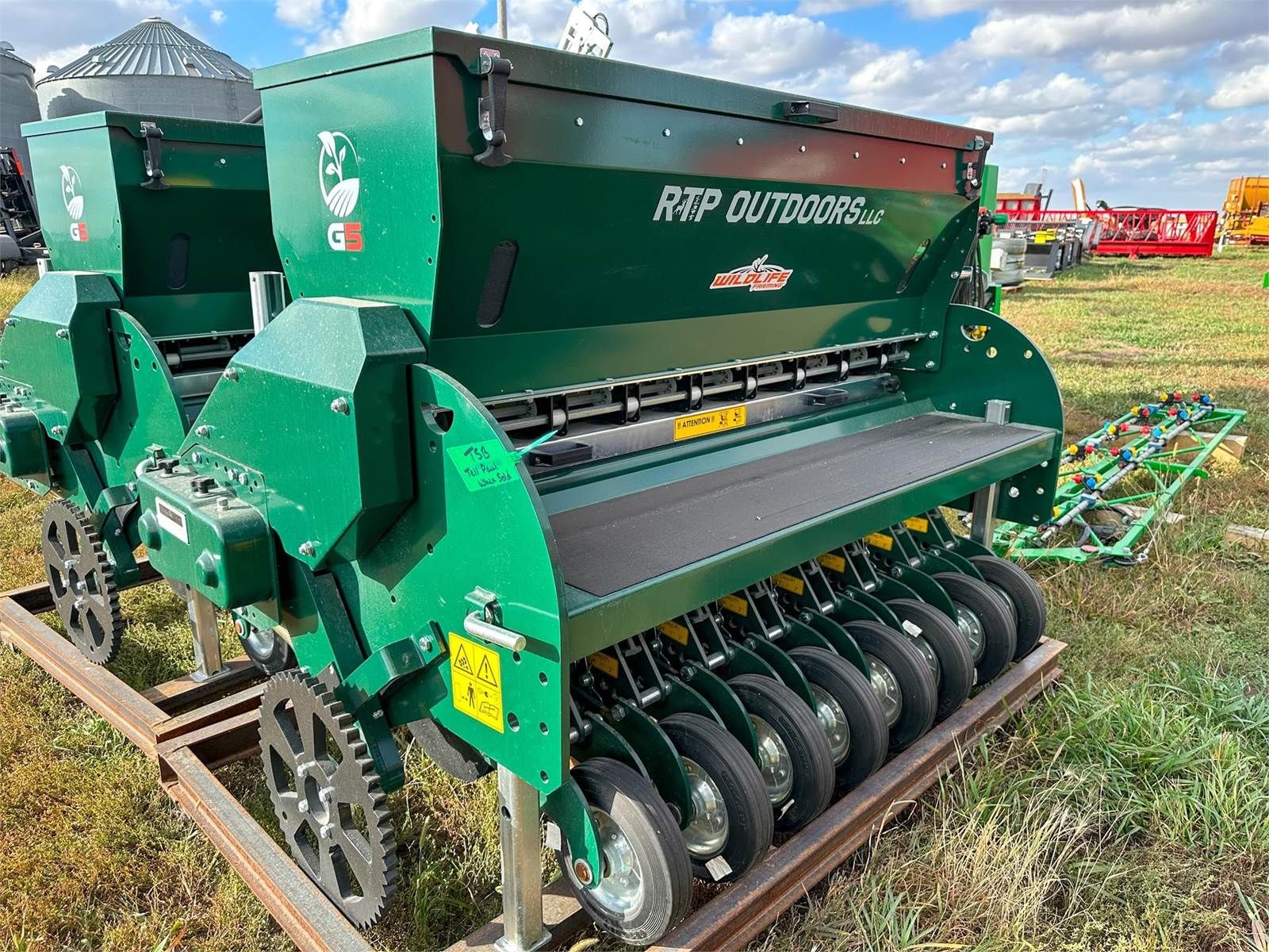 2024 RTP Outdoors Genesis 5 Equipment Image0