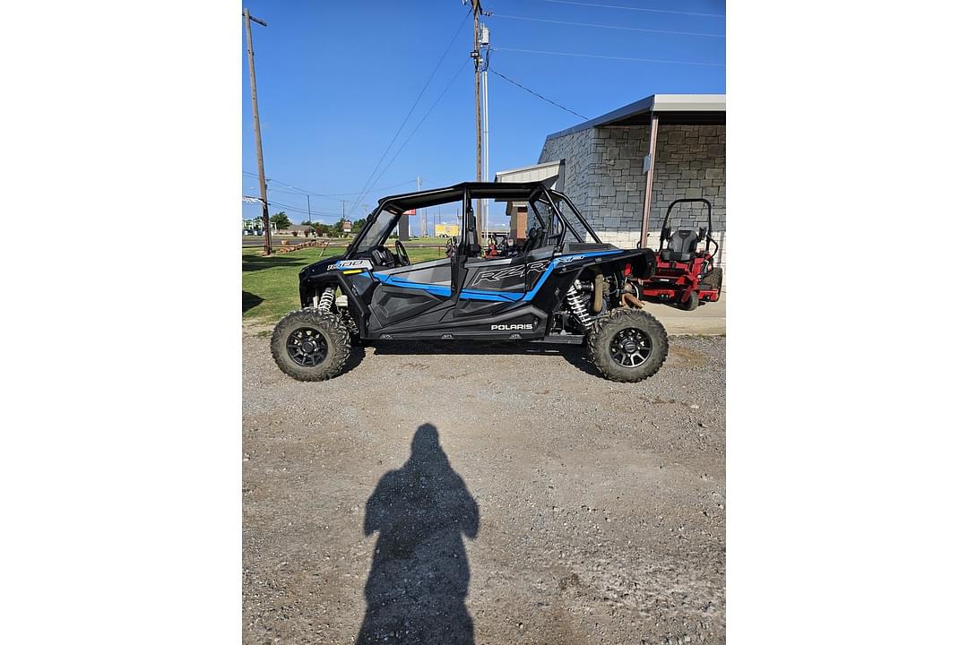 Image of Polaris RZR XP 1000 Crew Primary image