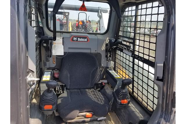 Image of Bobcat S76 equipment image 4
