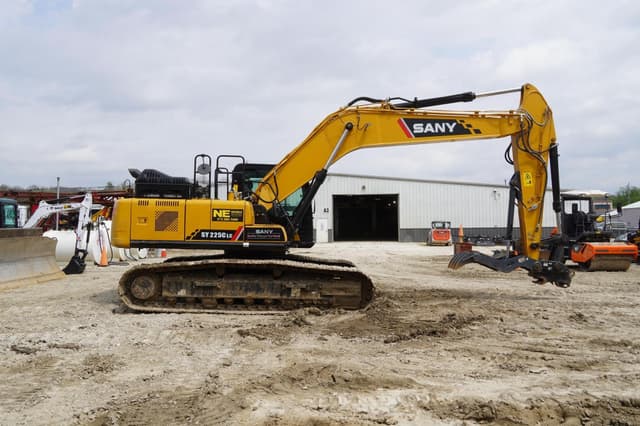 Image of SANY SY225C equipment image 4