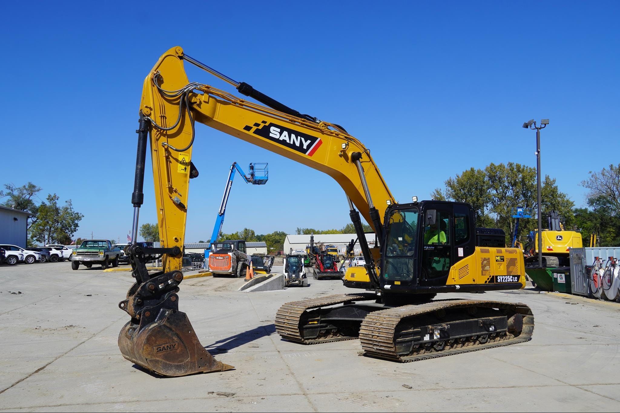 2023 SANY SY225C LC Equipment Image0