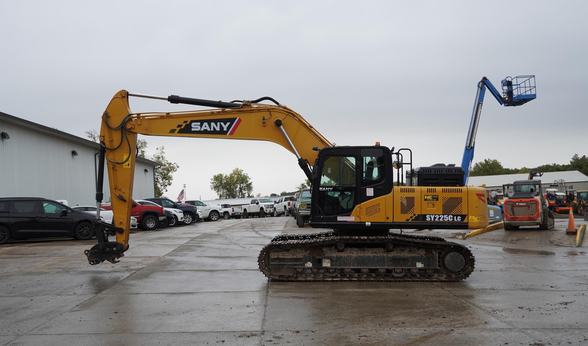 2023 SANY SY225C LC Equipment Image0