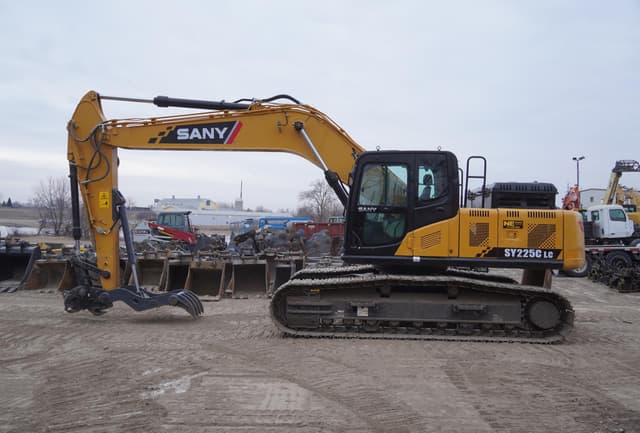 Image of SANY SY225C LC equipment image 2