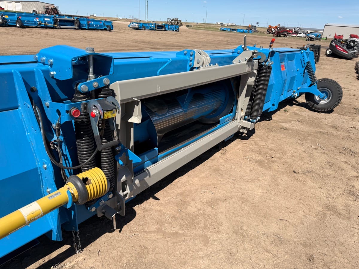 2023 Shelbourne Reynolds XCV36 Equipment Image0
