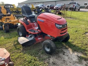 Main image Simplicity Regent