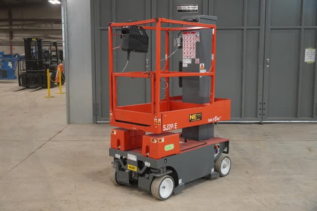 Image of Sky Jack SJ20E equipment image 4