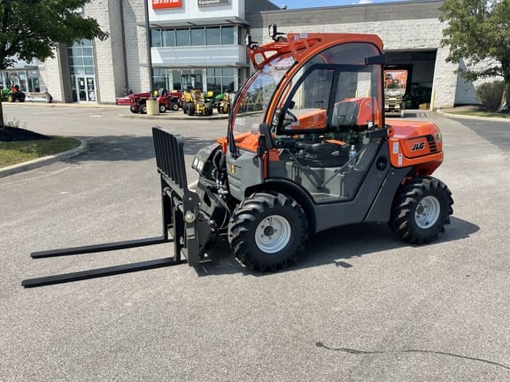 Main image Skytrak 3013