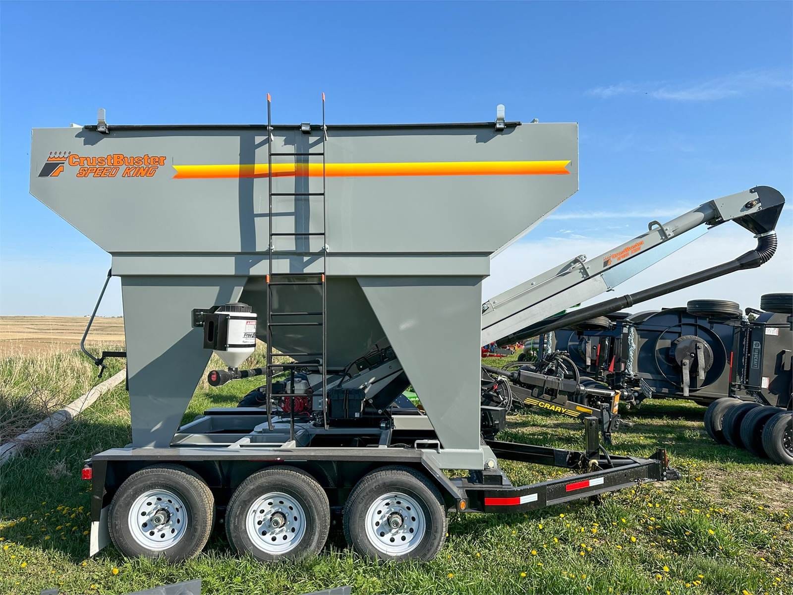 2024 CrustBuster 330/411 Equipment Image0