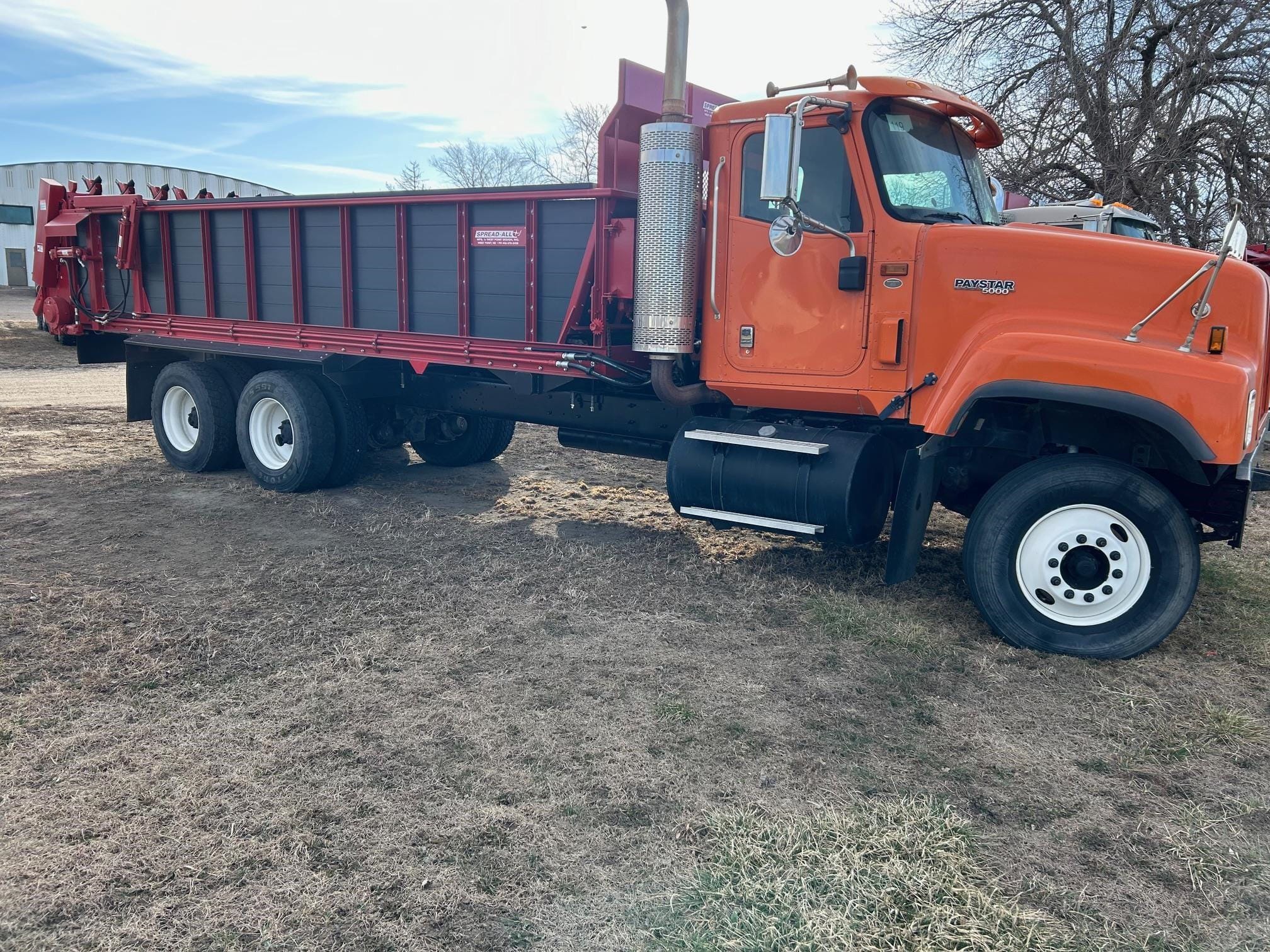 2023 International 5500i Equipment Image0