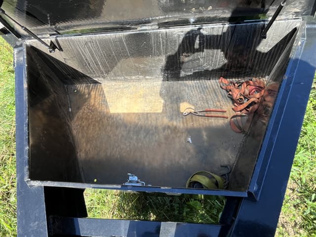 Image of Sure-Trac Undetermined equipment image 3