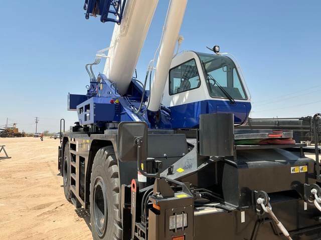 Image of Tadano GR-550XL equipment image 4