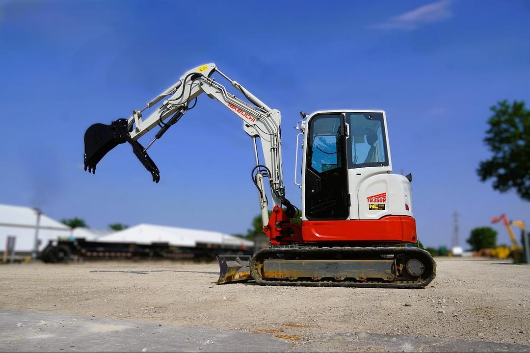 Image of Takeuchi TB350R Primary image