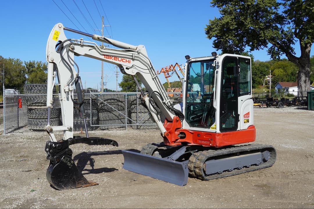 Image of Takeuchi TB350R Primary image