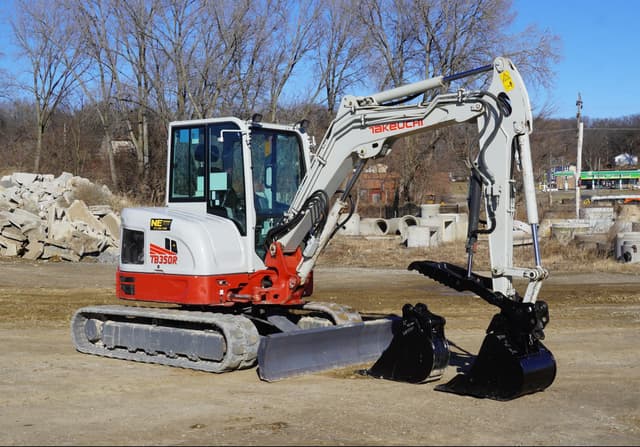 Image of Takeuchi TB350R equipment image 3