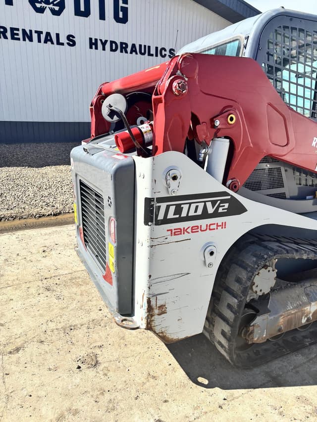 Image of Takeuchi TL10V2 equipment image 2