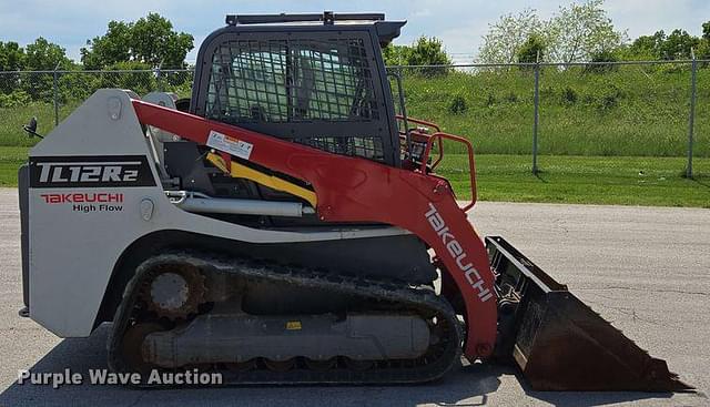 Image of Takeuchi TL12R2 equipment image 3