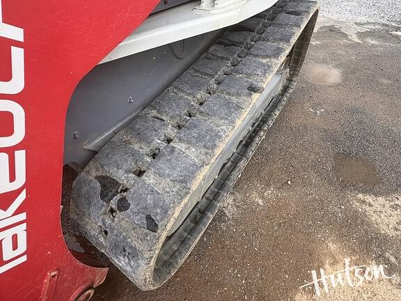 Image of Takeuchi TL12V2 equipment image 4