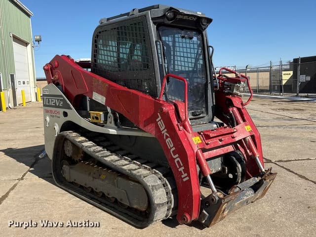 Image of Takeuchi TL12V2 equipment image 2