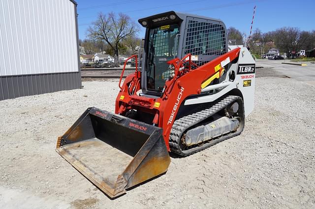 Image of Takeuchi TL8R2 equipment image 1