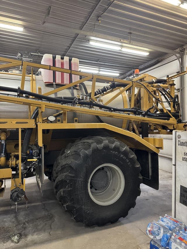 Image of Terra-Gator TG8300C equipment image 3