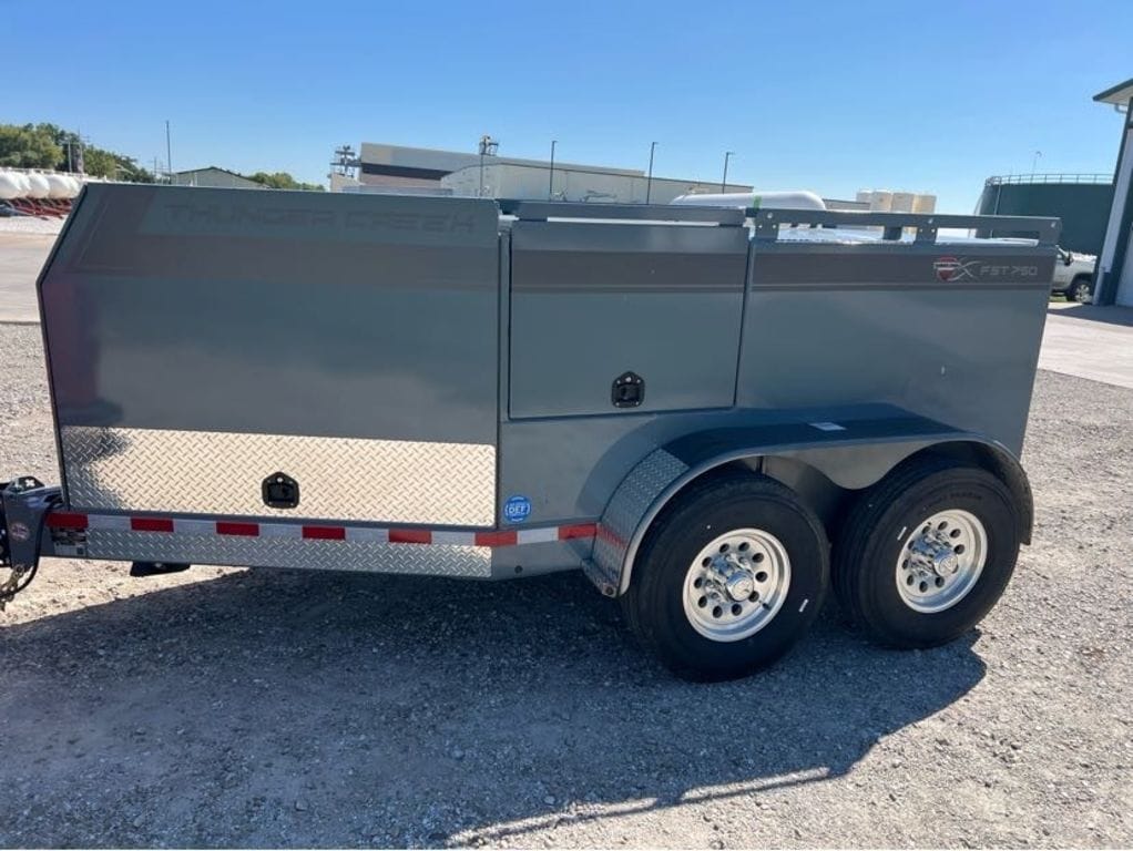 2023 Thunder Creek FST750 Equipment Image0