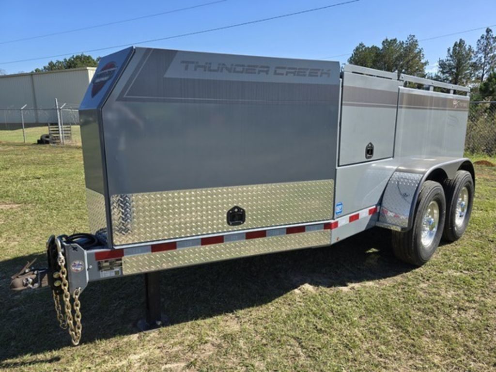 2023 Thunder Creek FST990 Equipment Image0