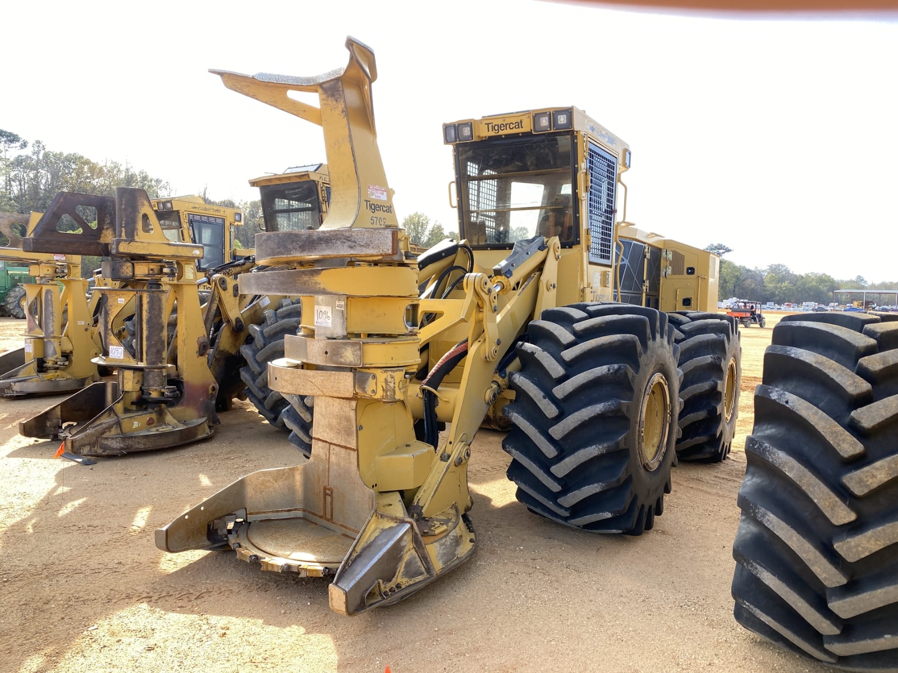 2023 Tigercat 724G Equipment Image0