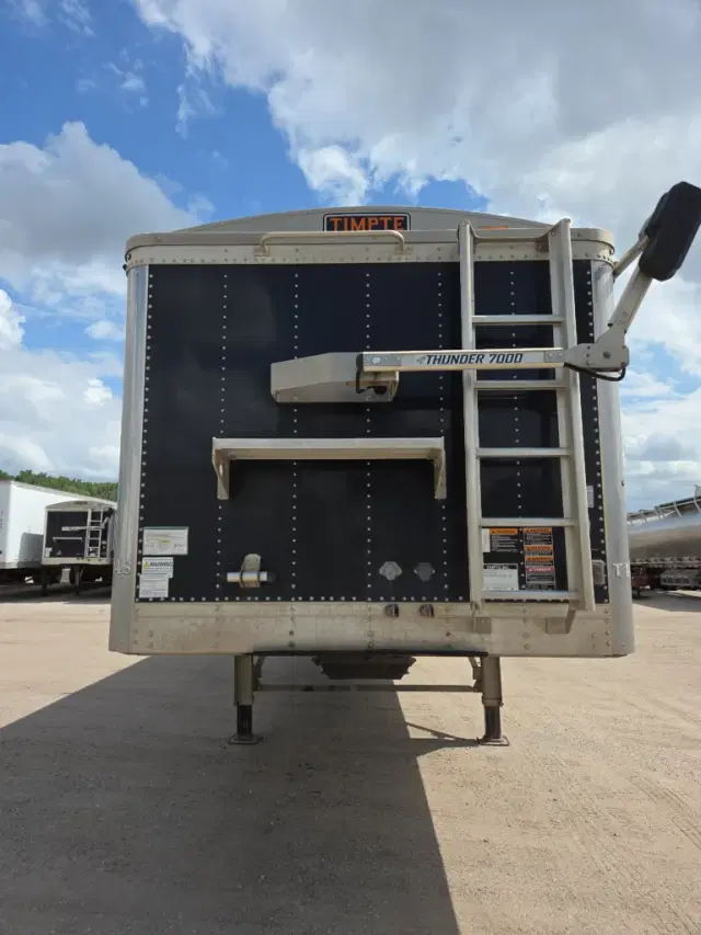 Image of Timpte Hopper equipment image 2