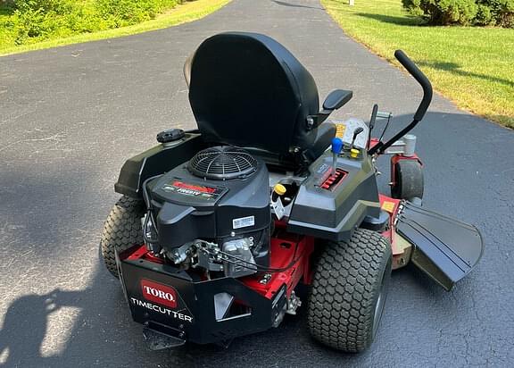 Image of Toro Timecutter equipment image 3