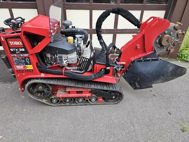 Image of Toro STX38 equipment image 2