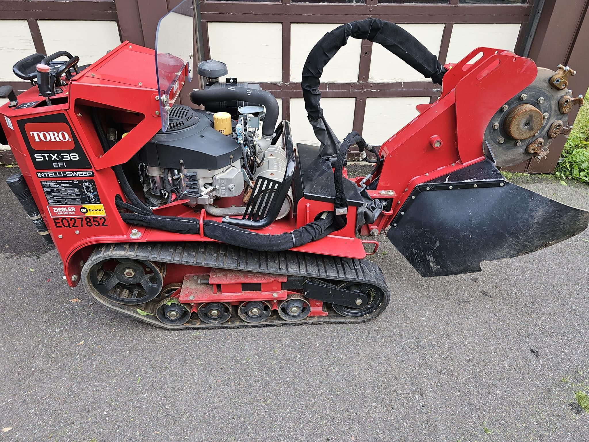 2023 Toro STX38 Equipment Image0