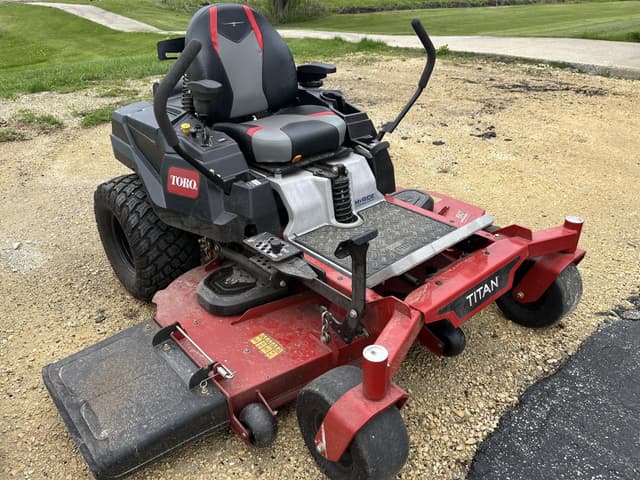 Image of Toro Titan equipment image 2