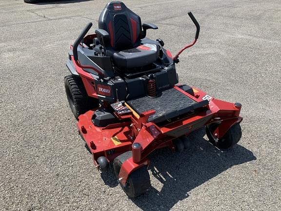Image of Toro Titan equipment image 4