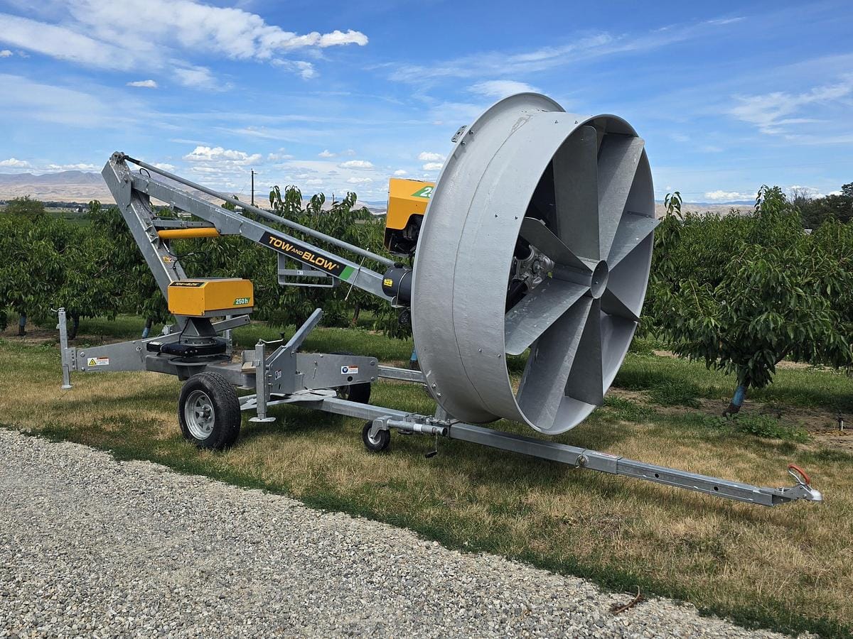 2023 Tow and Blow 250H Equipment Image0