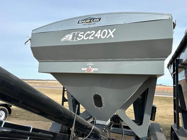 Image of Travis HSC240XC equipment image 2